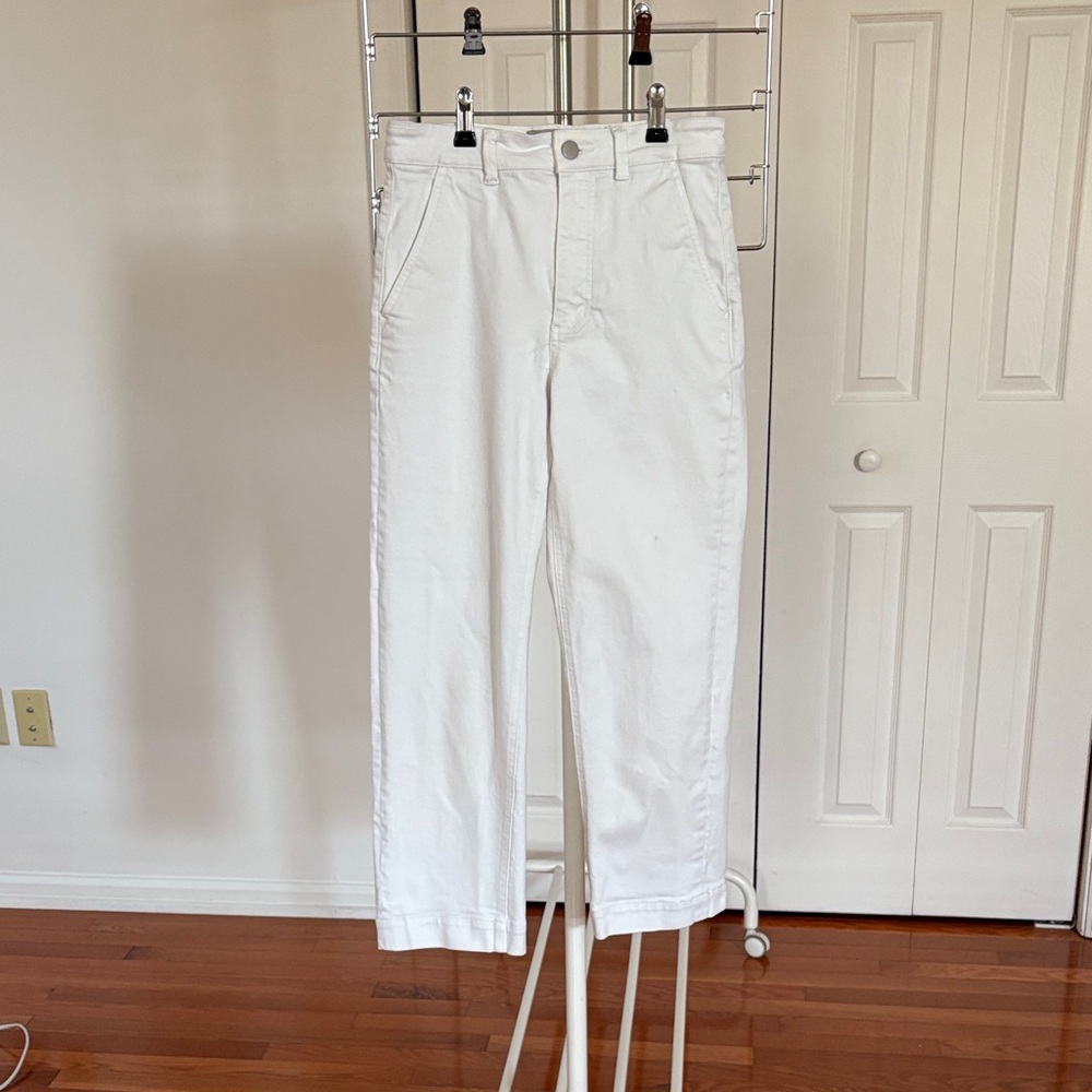 Everlane Women's Straight Leg White Jeans Size 2 Size 26